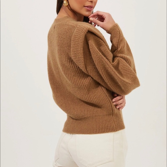 ASTR The Label Romina Statement Sleeve Knit Sweater Camel Brown Ribbed - Picture 2 of 10